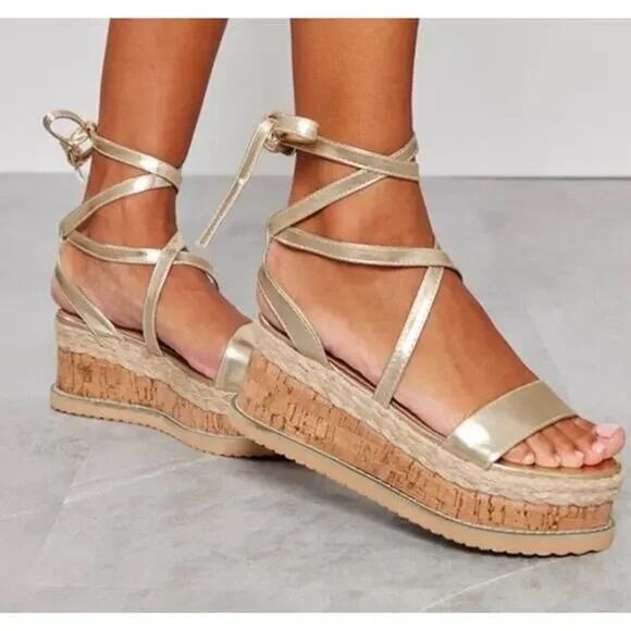 PrettyLittleThing Shoes - NIB Pretty Little Thing Sandals Espadrille Lace Up Strap Platform Gold Size 6